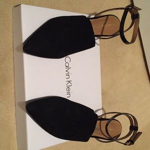 Calvin Klein Ginetta black suede/patent shoes.